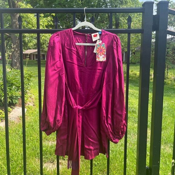 FARM Rio Anthropologie Beaded Bell Sleeve Romper NWT - Picture 11 of 13